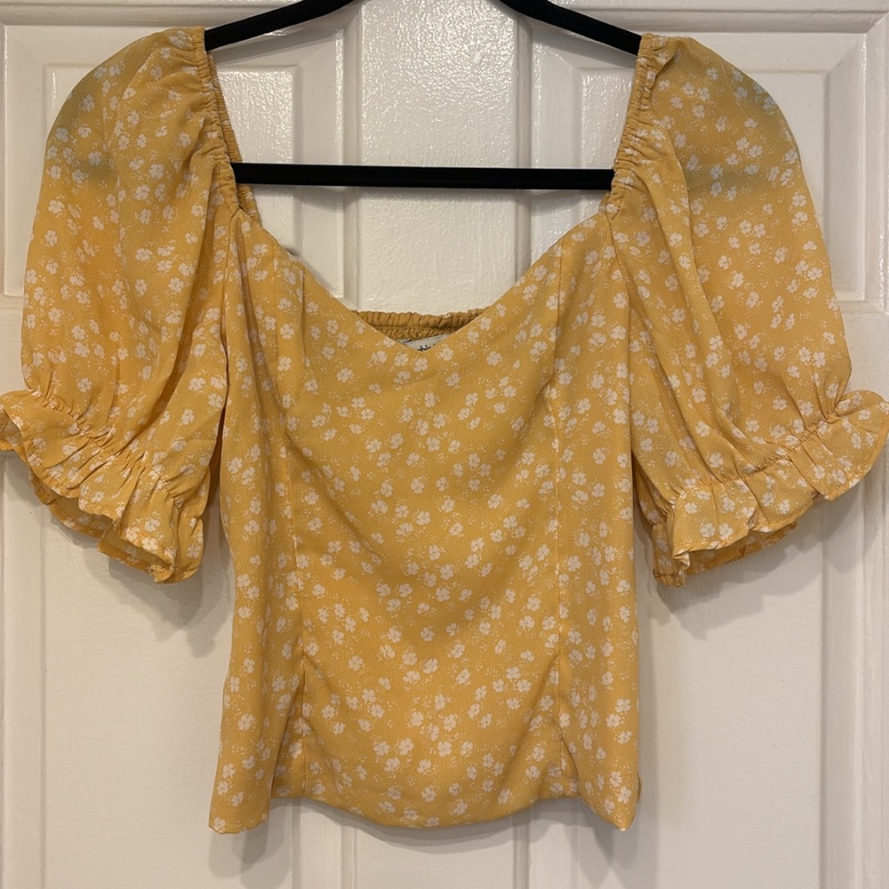 Abercrombie & Fitch Puff Sleeve Sweetheart Corset Top